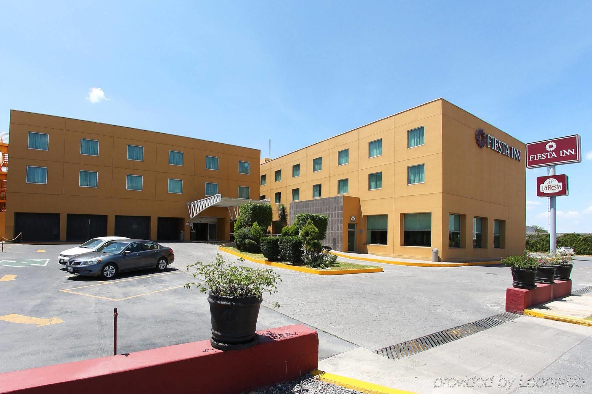 Fiesta Inn Express San Luis Potosi Oriente Exterior foto